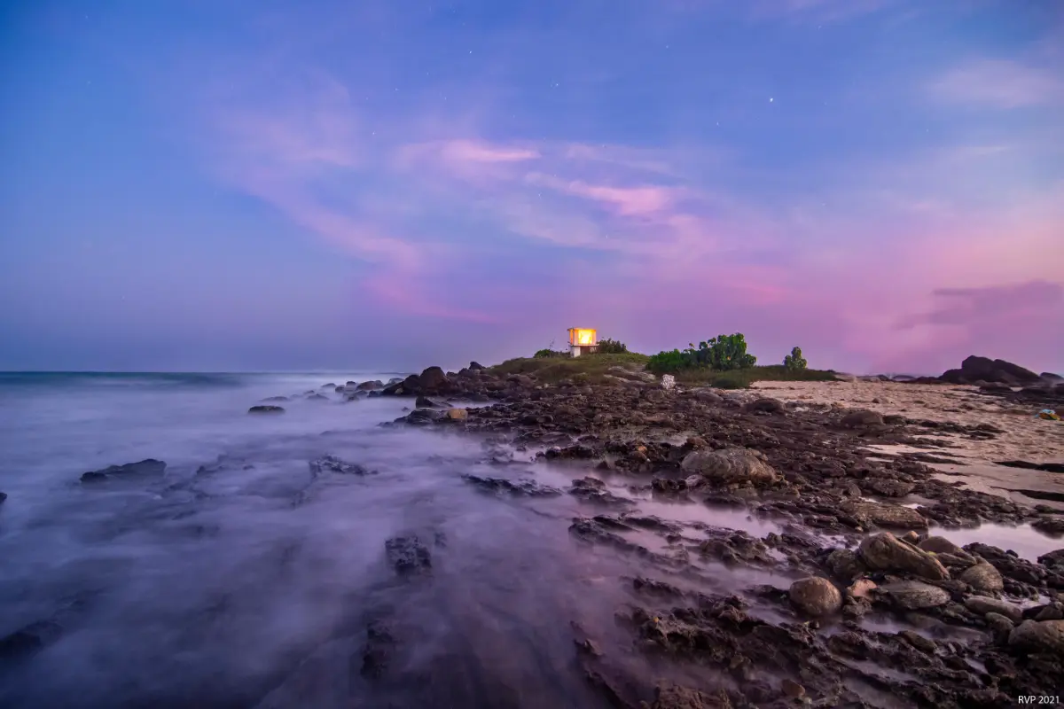 Blue-hour seascape photography on the south coast of Sri Lanka